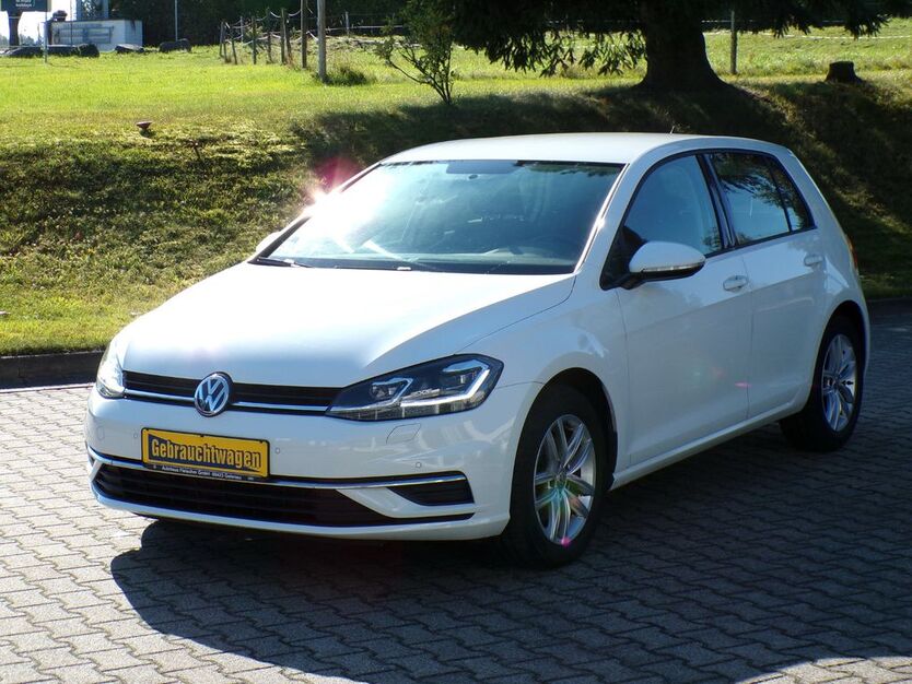 VW Golf 105.429 km 12.450 € Gelenau 09423