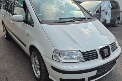 Seat Alhambra 180.000 km 4.800 &euro; Schiffweiler 66578