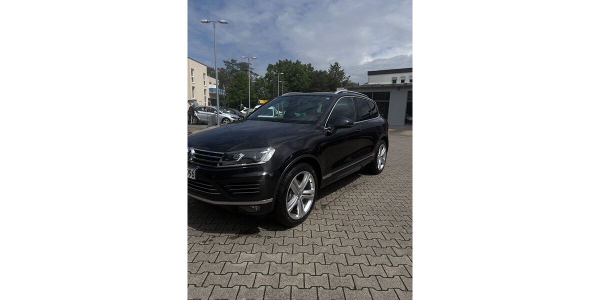 VW Touareg 145.750 km 25.500 &euro; Obertshausen 63179