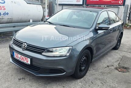 VW Jetta 133.000 km 8.990 &euro; Rüsselsheim am Main 65428