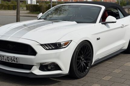 Ford Mustang 106.000 km 31.900 &euro; Bremen 28219
