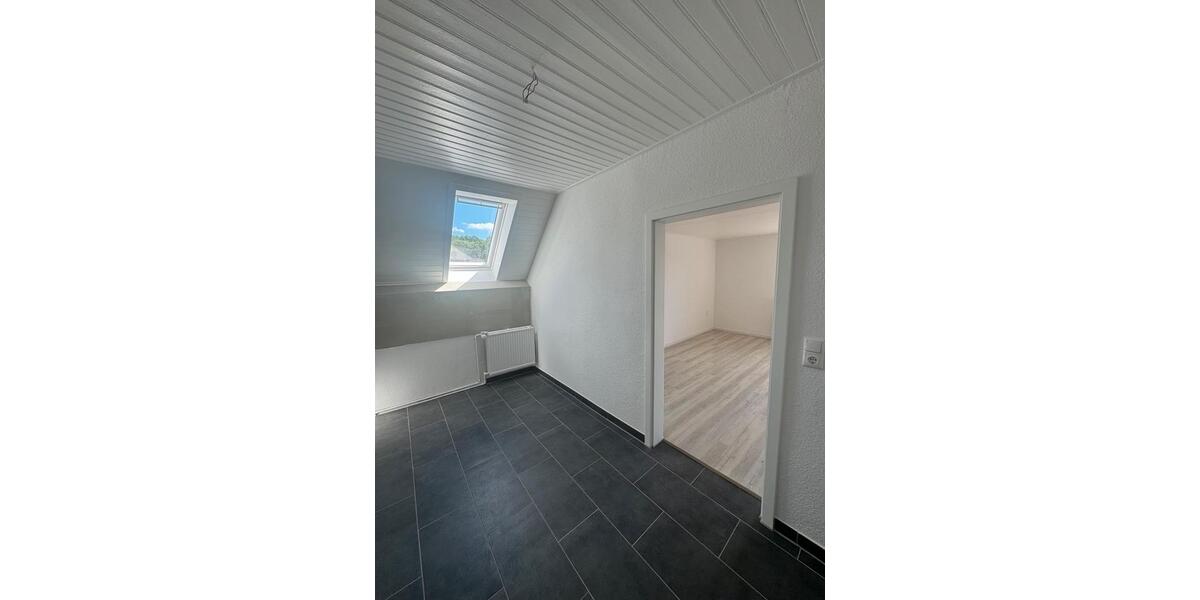 Einfamilienhaus Döbeln - 8 Zimmer, 249 m&sup2;, 519.000&euro; | Angebot:26950375
