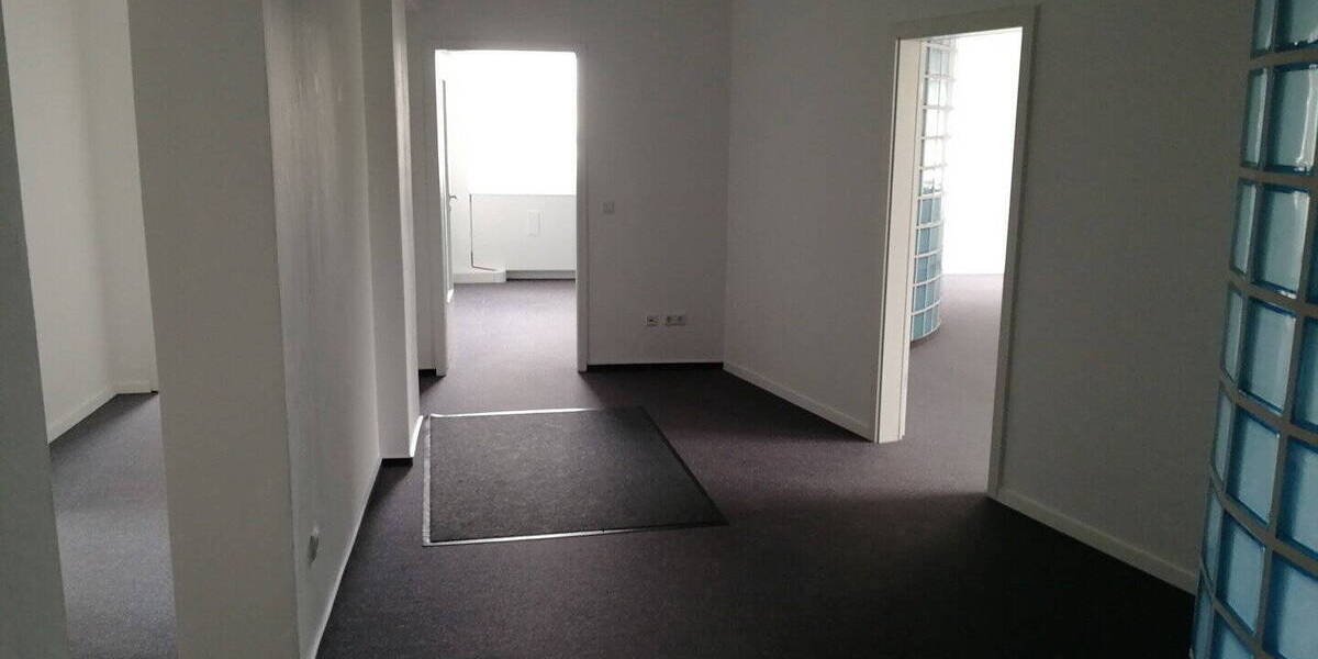 Gewerbeobjekt Landau - 1.400&euro; | Angebot:26542465