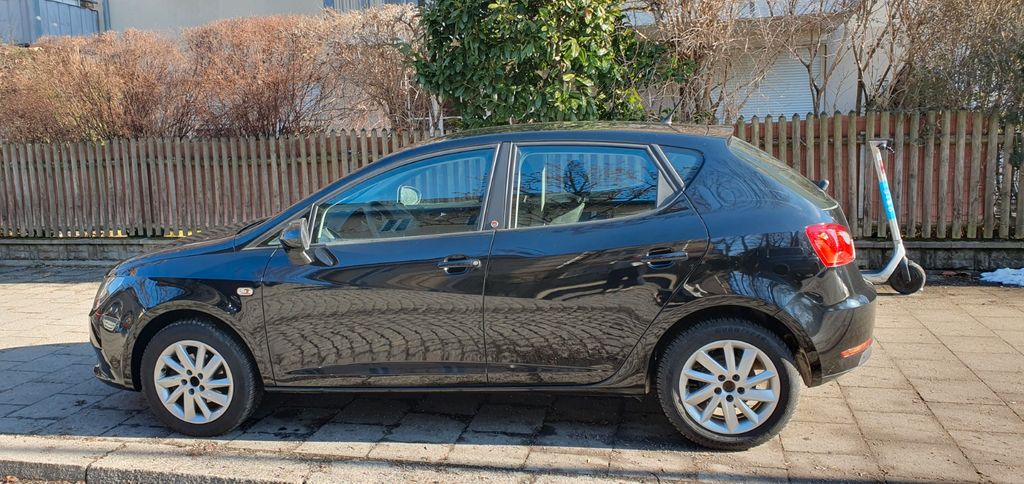 Seat Ibiza 126.000 km 6.200 &euro; München 80687