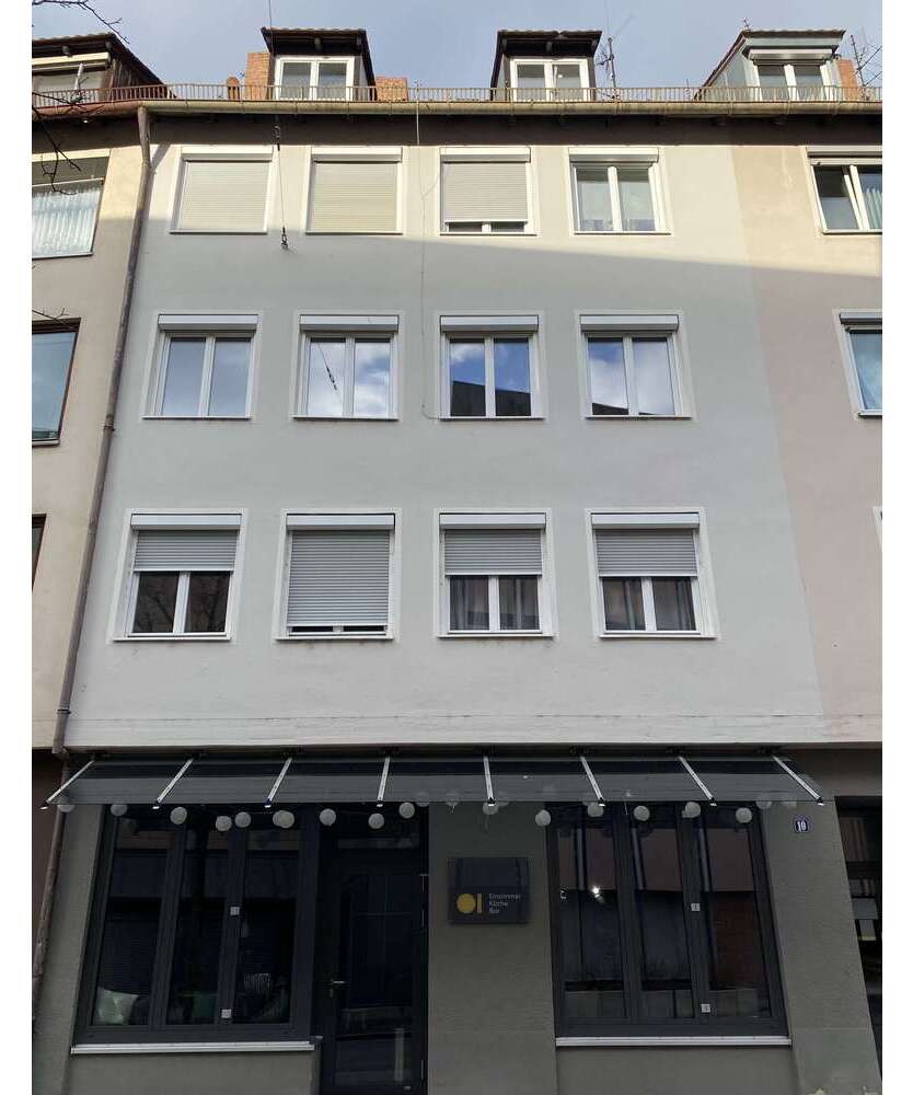 Haus zum Kaufen in Nürnberg 990.000 € 236 m²