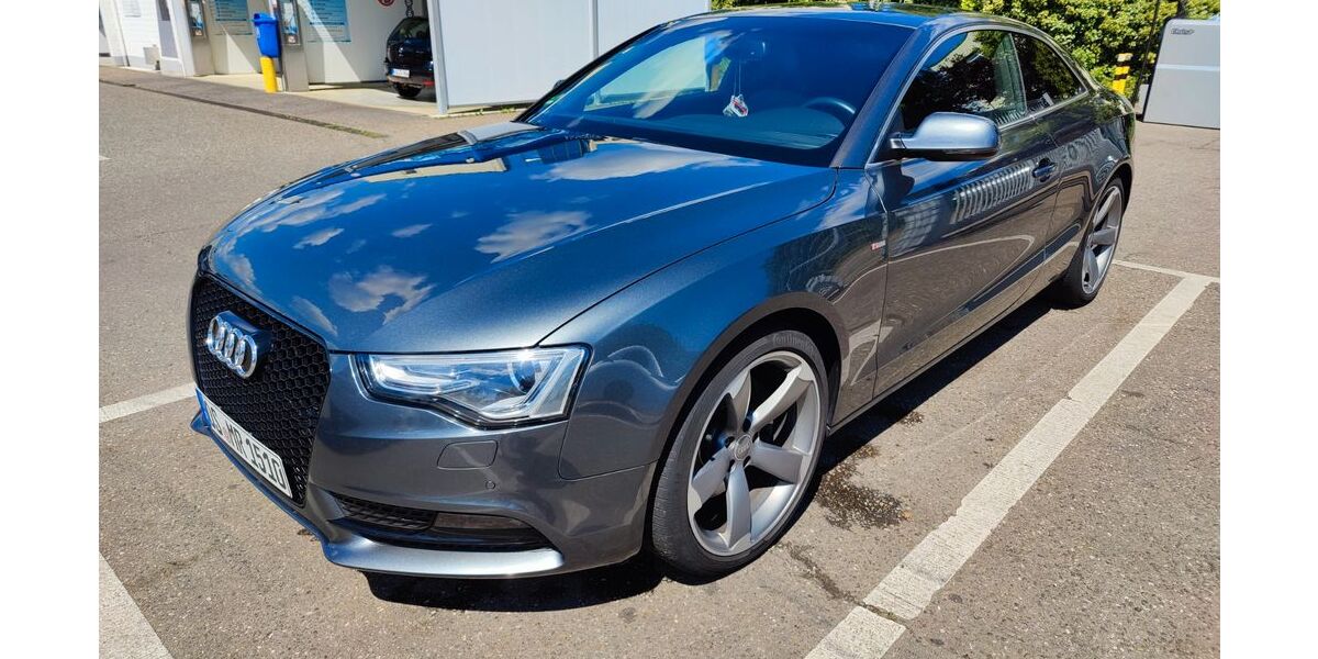 Audi A5 212.900 km 14.300 &euro; Osnabrück 49084