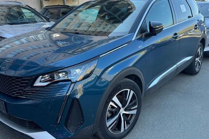 Peugeot 5008 48.926 km 24.280 &euro; Rüsselsheim 65428