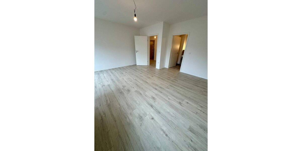Etagenwohnung Düsseldorf Bilk - 4 Zimmer, 145 m&sup2;, 2.400&euro; | Angebot:26861741