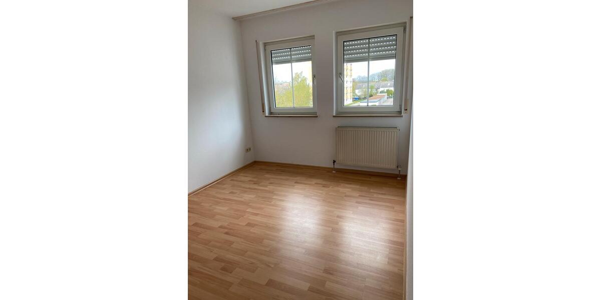 Etagenwohnung Gunzenhausen - 2.5 Zimmer, 68 m&sup2;, 255.000&euro; | Angebot:26255149