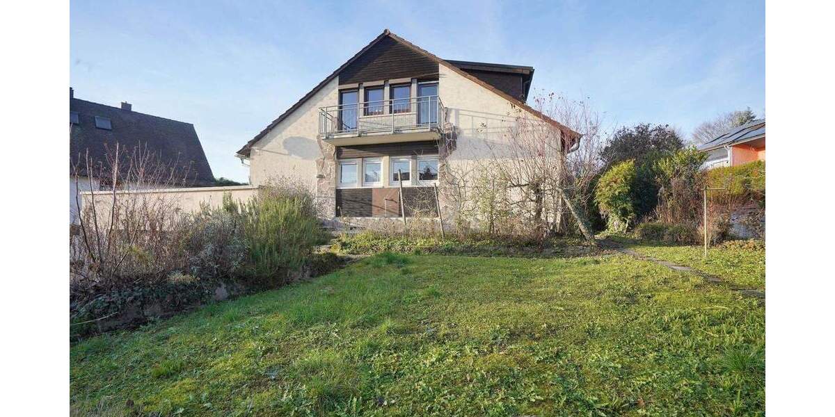 Einfamilienhaus Bretten - 7 Zimmer, 220 m&sup2;, 685.000&euro; | Angebot:24712191