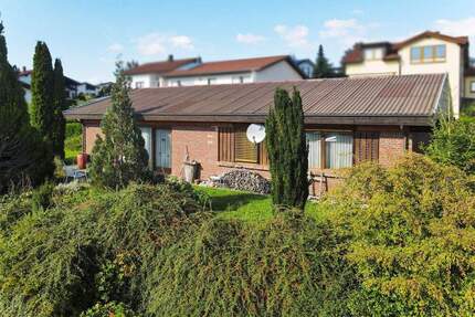 Wohlfühlen auf einer Ebene . gemütlicher Bungalow in Sonnenbühl 4 zimmer