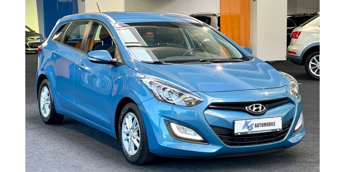 Hyundai i30 73.180 km 9.999 &euro; Bremerhaven 27568