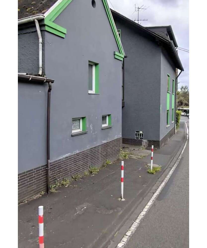 Haus zum Kaufen in Arzbach 235.000 € 200 m²