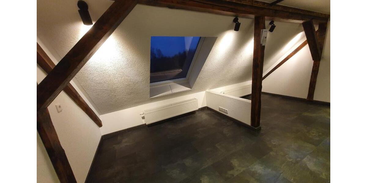 Dachgeschoßwohnung Elsterwerda - 1 Zimmer, 50 m&sup2;, 420&euro; | Angebot:25417239