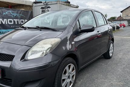 Toyota Yaris 107.654 km 2.750 &euro; THERES 97531