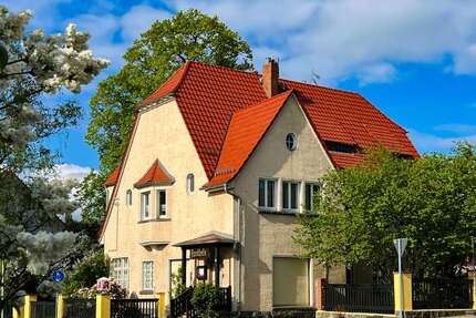 Büro in Demitz-Thumitz 380.000 € 146.54 m²