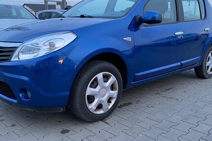 Dacia Sandero 62.800 km 3.350 &euro; Bergtheim 97241