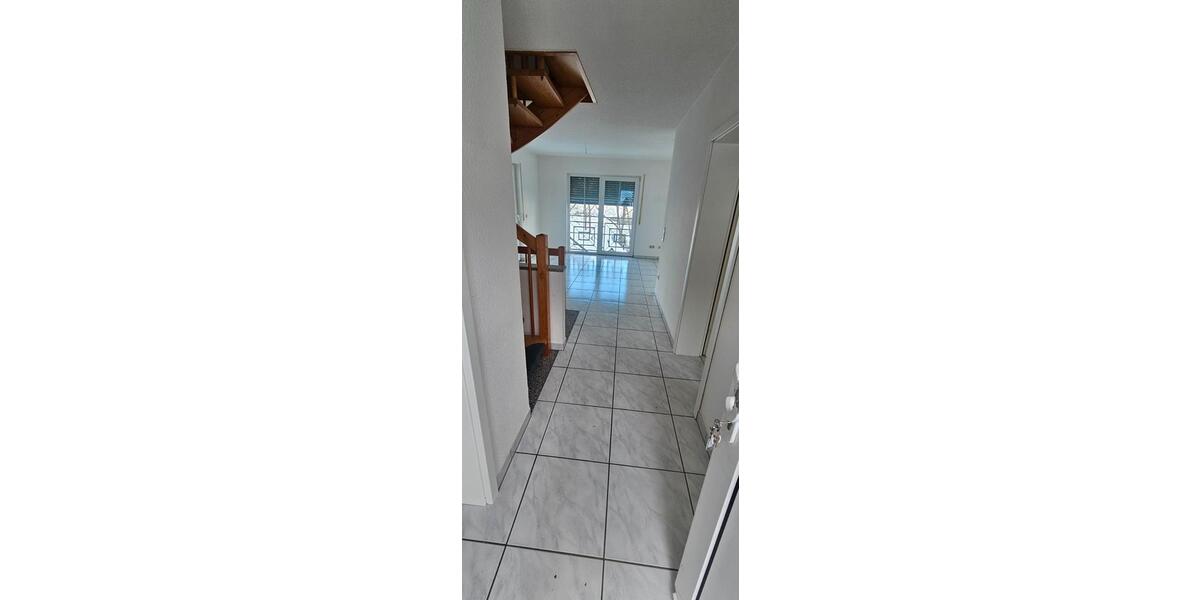 Doppelhaushälfte Wiehl - 5 Zimmer, 147 m&sup2;, 339.000&euro; | Angebot:26939537