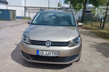 VW Touran 74.000 km 10.900 &euro; Ahrensburg 22926