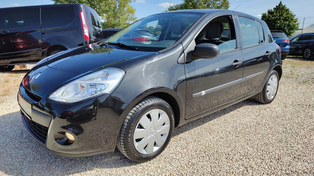 Renault Clio 148.000 km 3.600 &euro; Amberg 92224