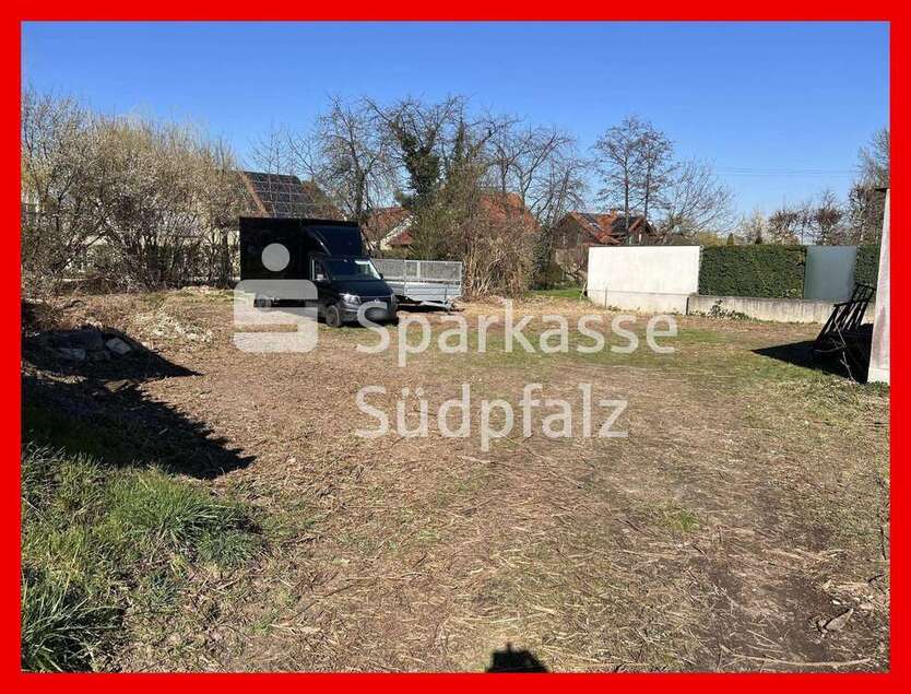 Grundstück zu verkaufen in Kirrweiler 242.000 € 928 m²
