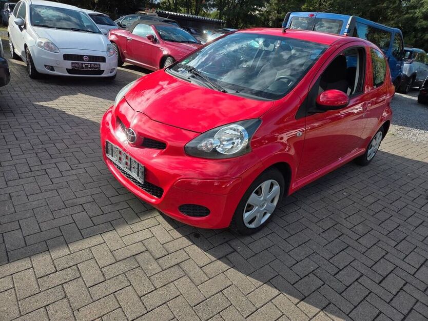 Aygo (X)