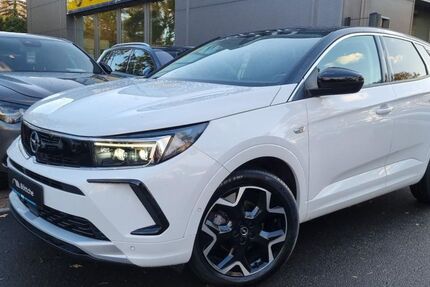 Opel Grandland (X) 15.472 km 27.980 &euro; Potsdam 14480