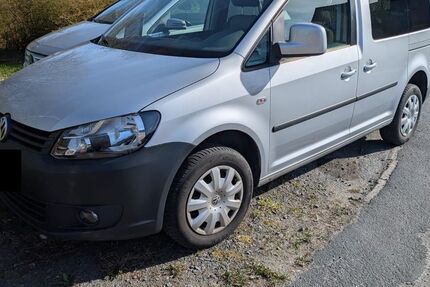 VW Caddy 225.805 km 4.000 &euro; Oldenburg 26135