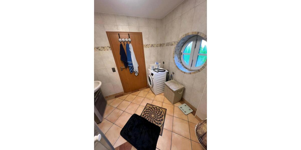 Etagenwohnung Weyerbusch - 3 Zimmer, 80 m&sup2;, 950&euro; | Angebot:26698642