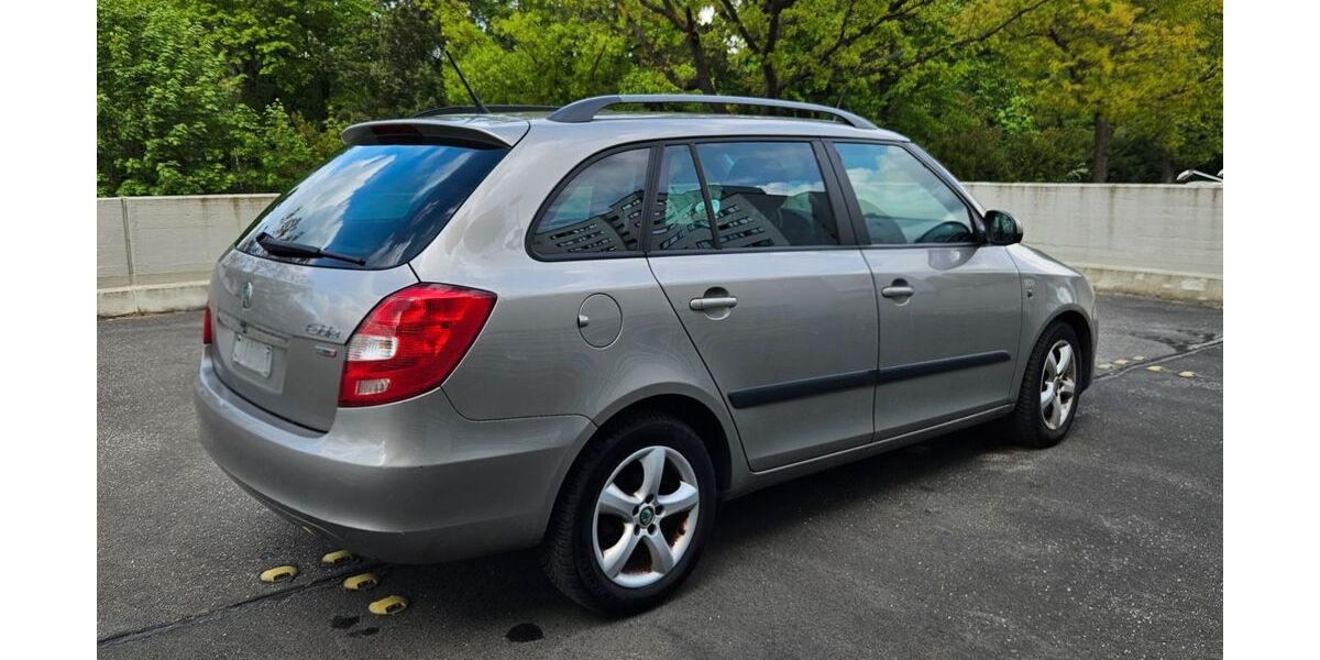 Skoda Fabia 203.000 km 2.999 &euro; Berlin 13357