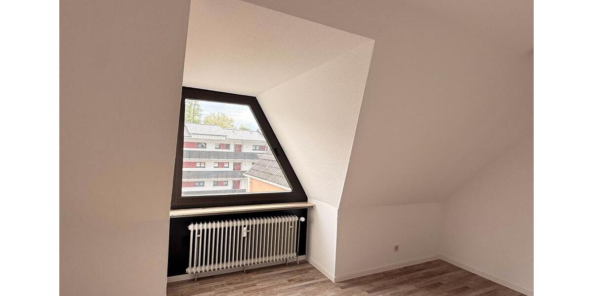 Dachgeschoßwohnung Porta Westfalica - 2 Zimmer, 64 m&sup2;, 105.000&euro; | Angebot:26426898