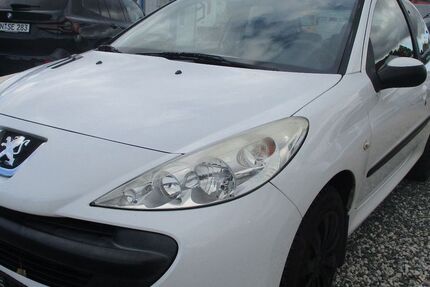 Peugeot 206 253.000 km 1.699 € Nürnberg 90431