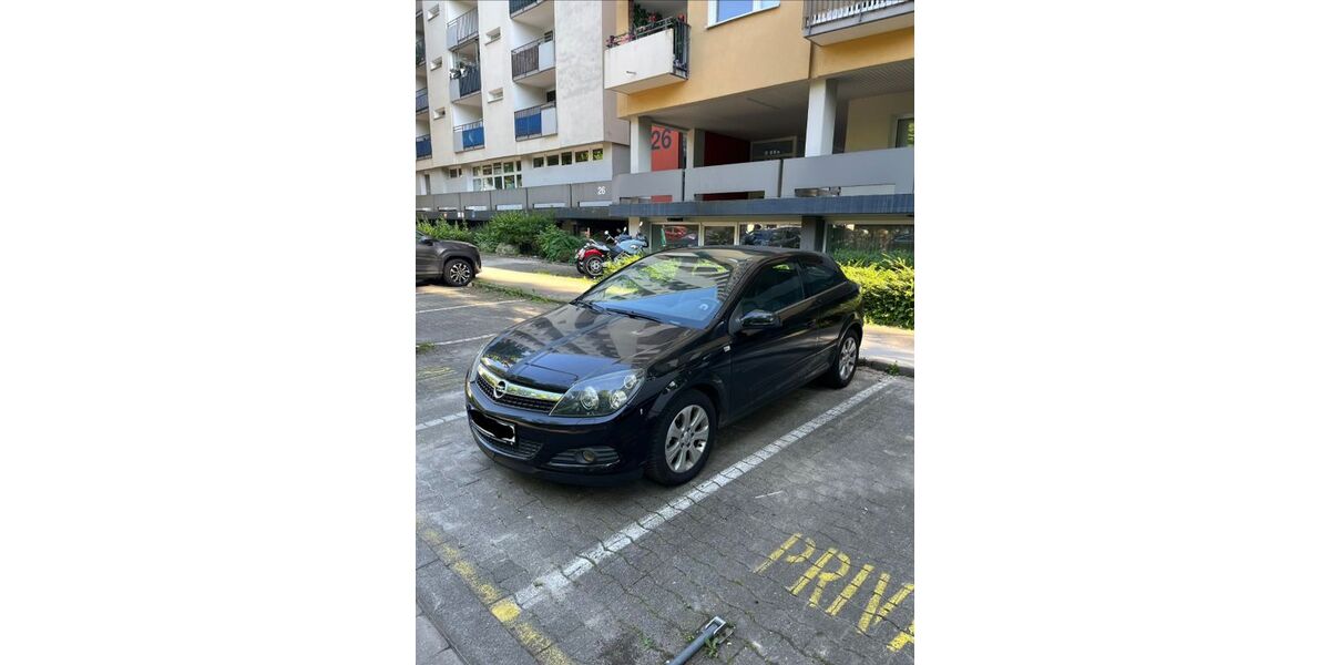 Opel Astra 144.000 km 4.199 &euro; Freiburg 79106