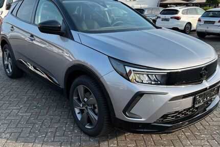 Opel Grandland (X) 30.500 km 18.800 &euro; Rodgau Nieder-Roden 63110