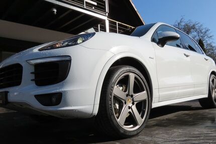 Porsche Cayenne 185.000 km 38.890 &euro; Wagenfeld 49419