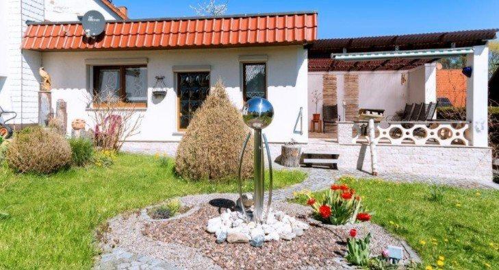 Einfamilienhaus Bad Salzungen - 7 Zimmer, 145 m&sup2;, 290.000&euro; | Angebot:26543137