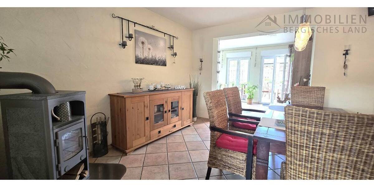 Reihenendhaus Hückeswagen Innenstadt - 4 Zimmer, 110 m&sup2;, 325.000&euro; | Angebot:21321687