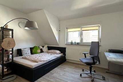 Gemütliches Nest in Dortmund-Hombruch Helle und freundliche DG-Wohnung im Zentrum 2 zimmer