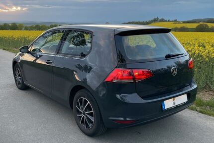 VW Golf 250.500 km 4.300 &euro; Waldems 65529