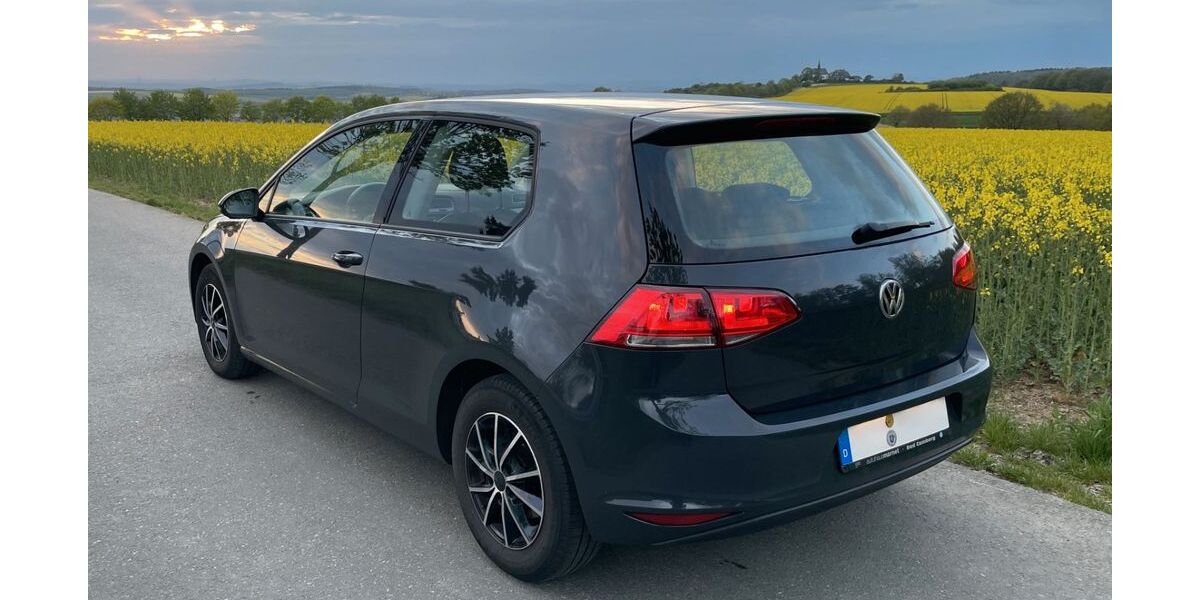 VW Golf 250.500 km 4.300 &euro; Waldems 65529