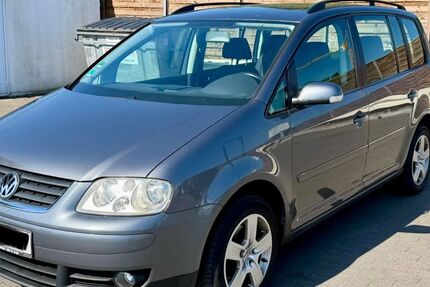 VW Touran 355.000 km 2.450 &euro; Frankfurt am Main 60433