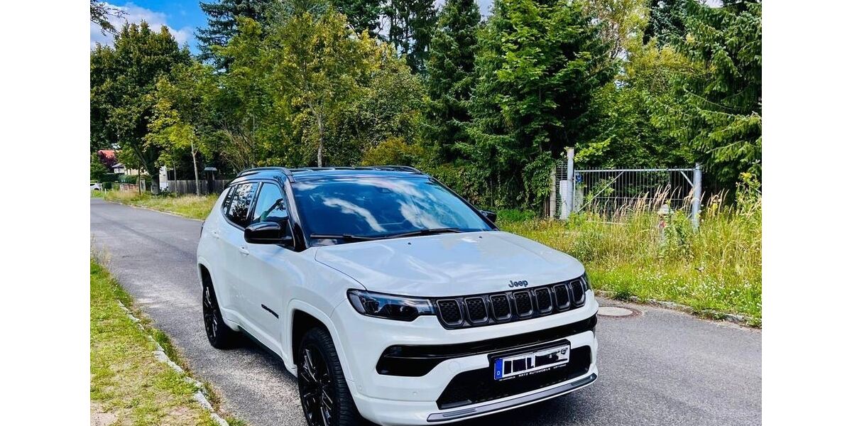 Jeep Compass 34.000 km 23.450 &euro; Königs Wusterhausen 15711