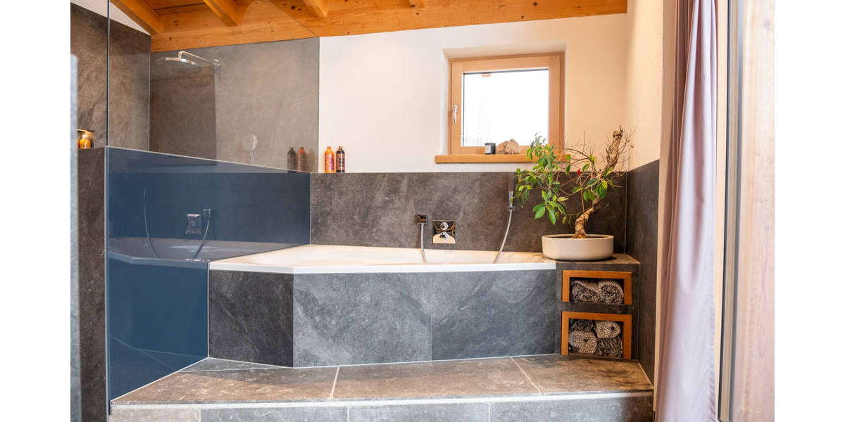 Einfamilienhaus Hausham - 5 Zimmer, 229 m&sup2;, 1.950.000&euro; | Angebot:26018448
