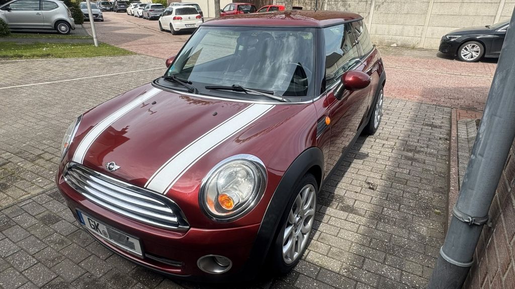 Mini Cooper 118.500 km 4.750 &euro; Geilenkirchen 52511