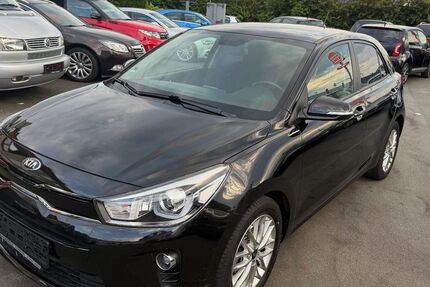 Kia Rio 72.000 km 8.999 &euro; Paderborn 33100