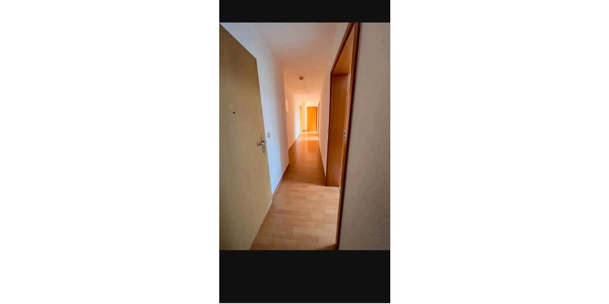 Dachgeschoßwohnung Vilshofen an der Donau - 3 Zimmer, 83 m&sup2;, 460&euro; | Angebot:26416923