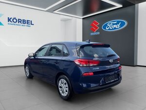 Hyundai i30 Select*Navigations-Paket*PDC*KAM*Apple* 29.100 km 13.390 &euro; Nidderau 61130