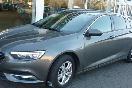 Opel Insignia 63.000 km 13.890 &euro; Eggesin 17367