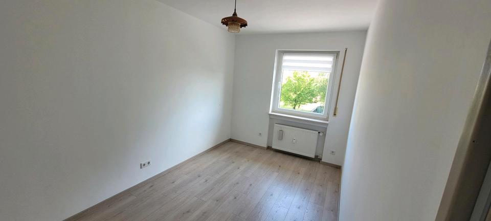 Etagenwohnung Bad Windsheim - 3 Zimmer, 73 m&sup2;, 195.000&euro; | Angebot:27082883