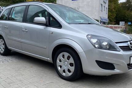 Opel Zafira 186.000 km 3.990 &euro; Berlin 12307